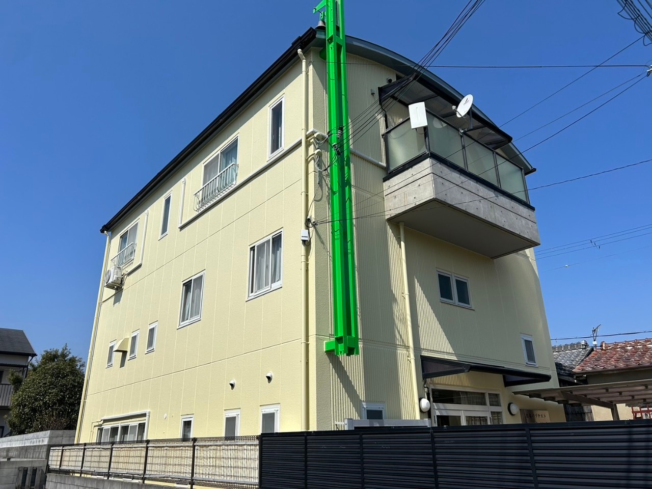 姫路市にて外壁塗装・屋根塗装工事が完工いたしました。